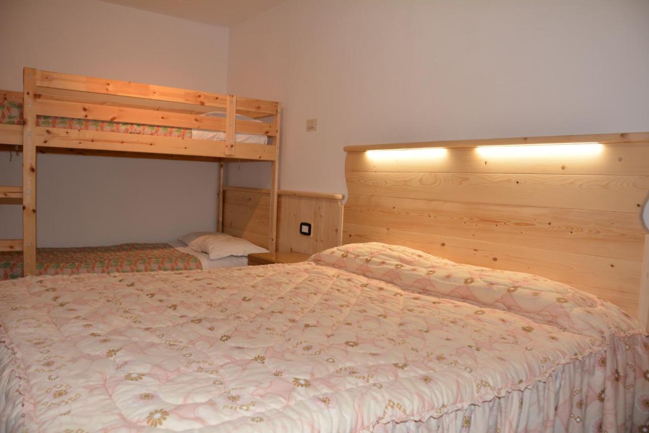 Albergo Roncone ภายนอก รูปภาพ